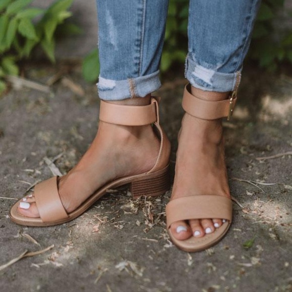 "The Tessa" Sandal- Tan - Picture 3 of 4